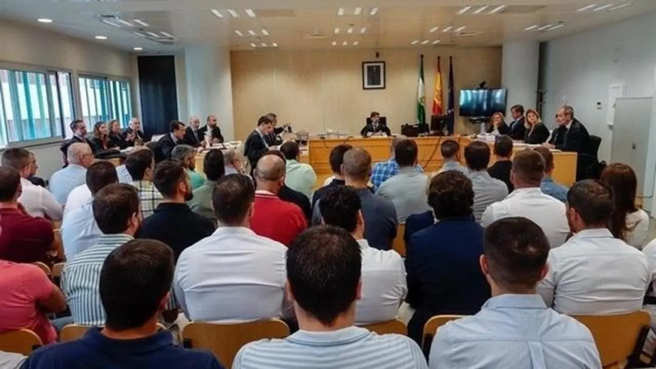 Juicio por las oposiciones a la Polic&iacute;a Local. - EP