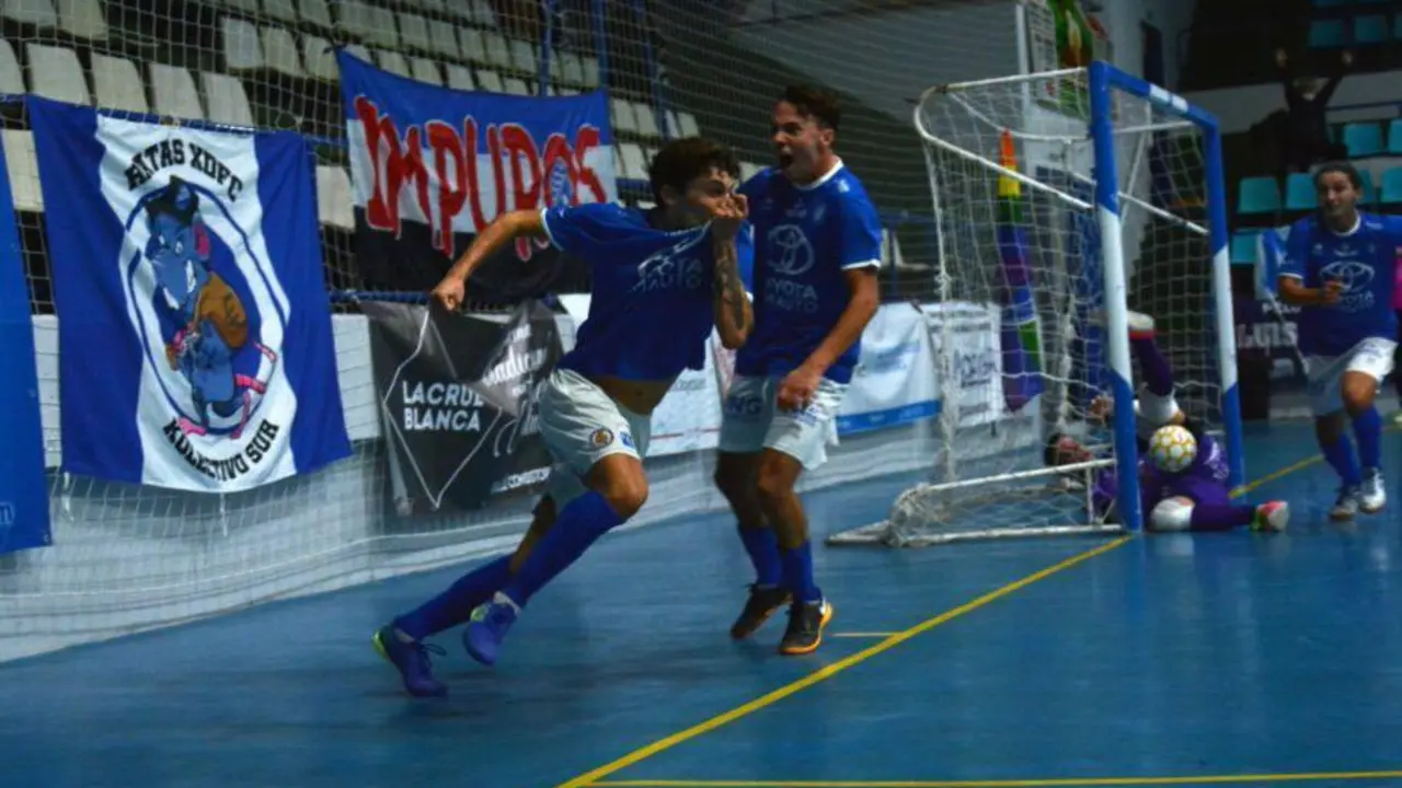 El Xerez DFC Toyota Nimauto celebra un gol este a&ntilde;o en el Ruiz-Mateos. - xerezdfc.com