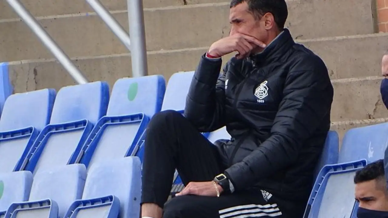 Antonio Calle, ya exentrenador del Recre. - VH