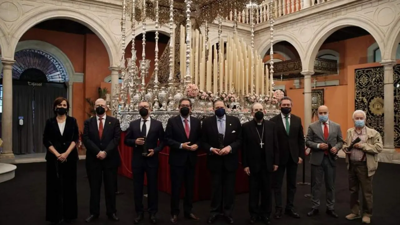 Foto de familia de los premiados. - Fundaci&oacute;n Cajasol