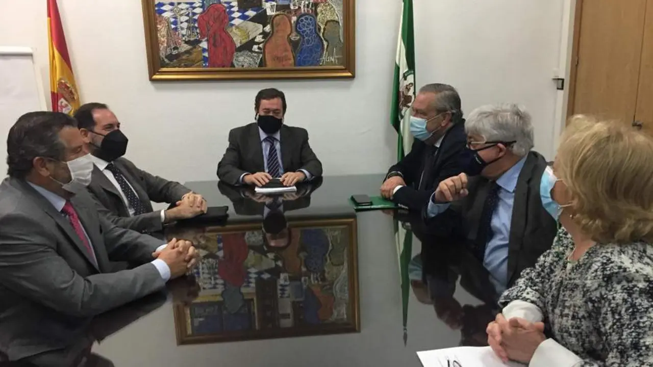 Reuni&oacute;n para abordar el plan de reactivaci&oacute;n. - VH
