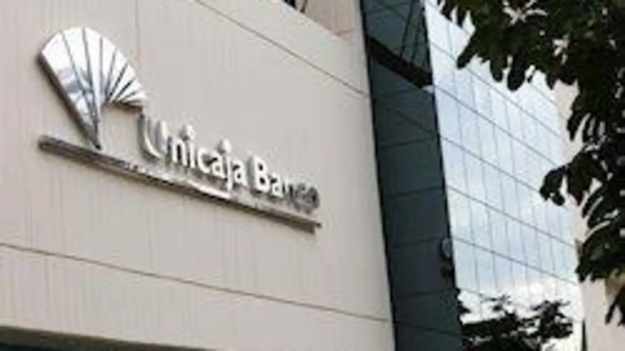 Sede de la entidad malague&ntilde;a. - Unicaja