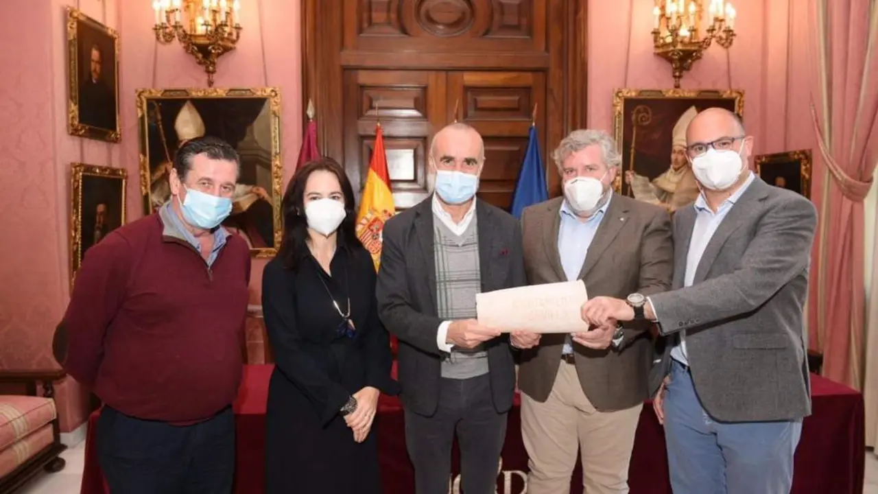 Reuni&oacute;n con la entidad que promueve el proyecto de la Casa Natal de Vel&aacute;zquez. - AYTO