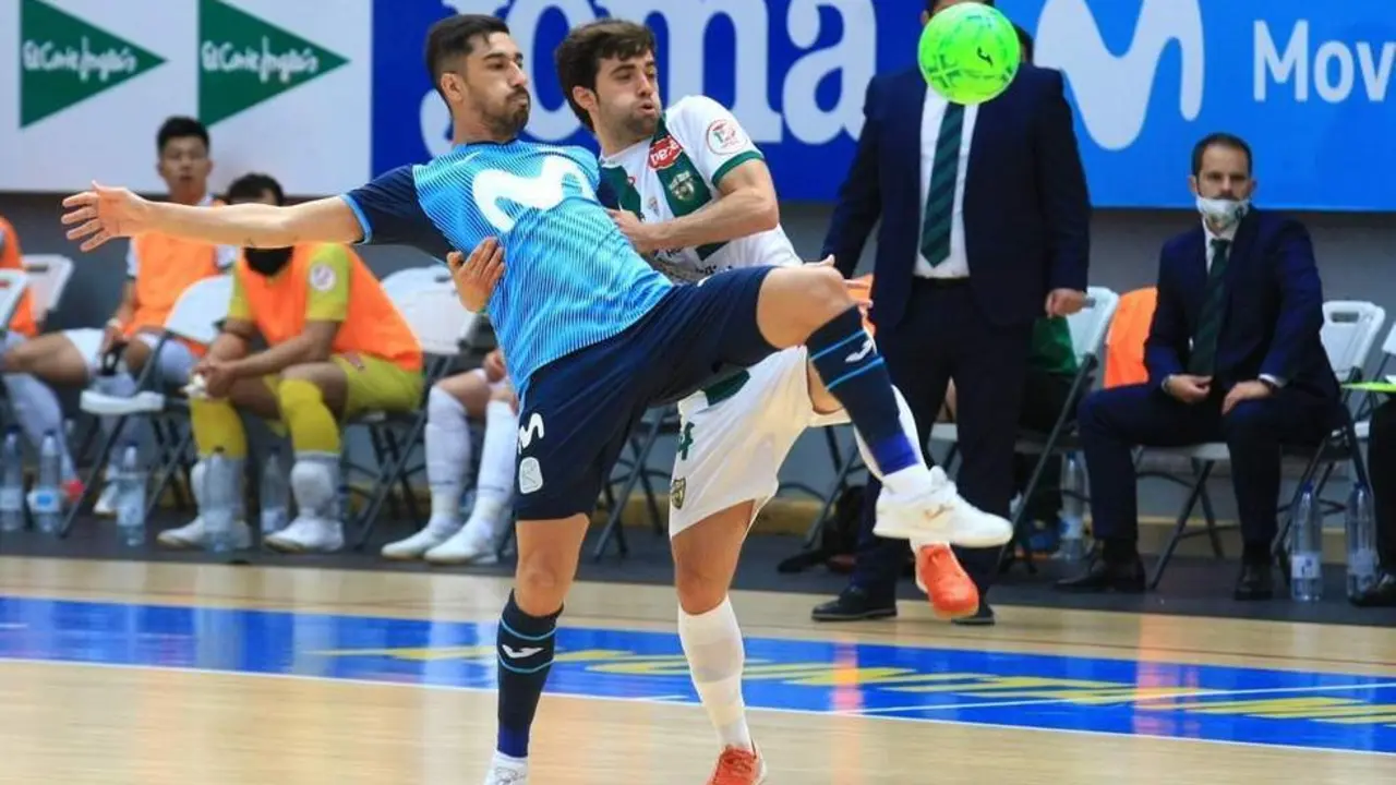 Imagen del encuentro de ayer en el Pabell&oacute;n Jorge Garbajosa - | Edu Luque/C&oacute;rdoba Futsal