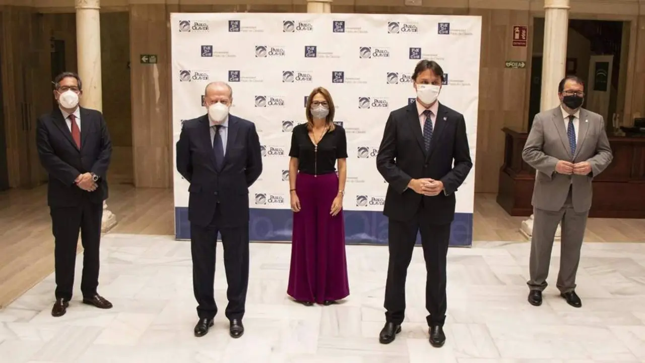 Presentaci&oacute;n de los cursos de verano de la Olavide. - DIPUTACI&Oacute;N