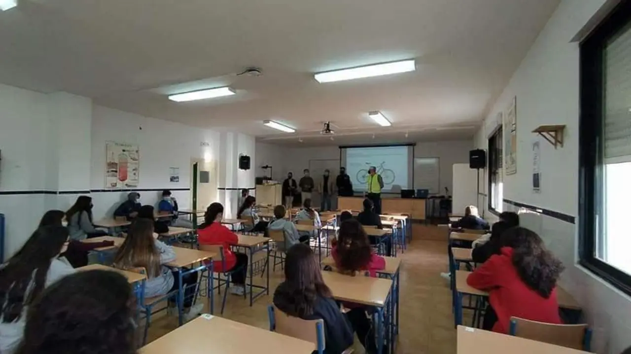 Educaci&oacute;n vial en el IES La Janda.  - A.I.