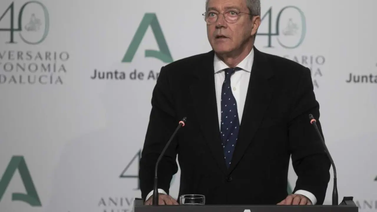 El consejero de Transformaci&oacute;n?Econ&oacute;mica, Rogelio Velasco, tras el Consejo de Gobierno celebrado. - EP