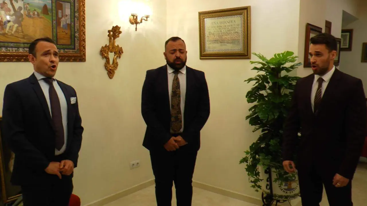 Julio Pardo en la Pe&ntilde;a Trianera. - 7TV