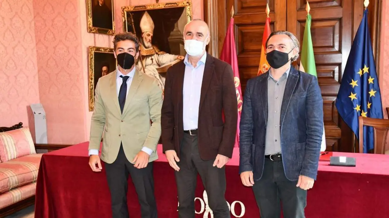 Convenio de Emvisesa y Colegio de Aparejadores. - AYTO