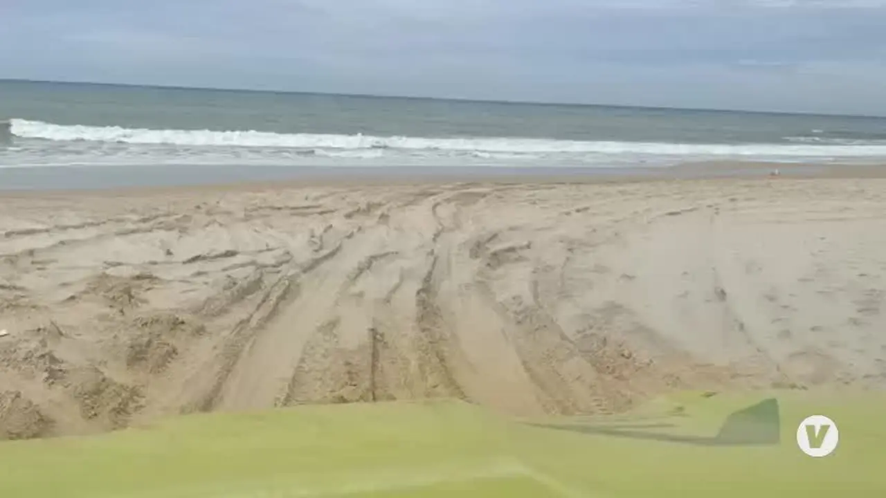 Finaliza la limpieza de las manchas de hidrocarburo en la costa de Huelva
