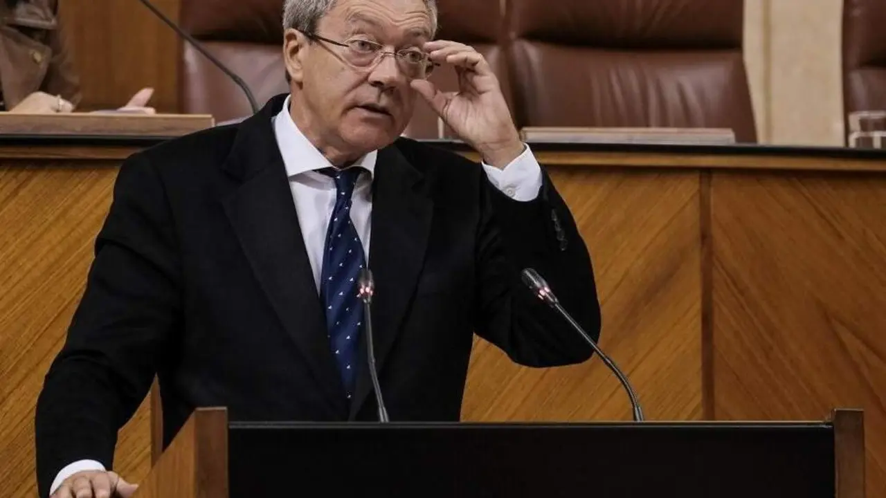 Rogelio Velasco. - AI