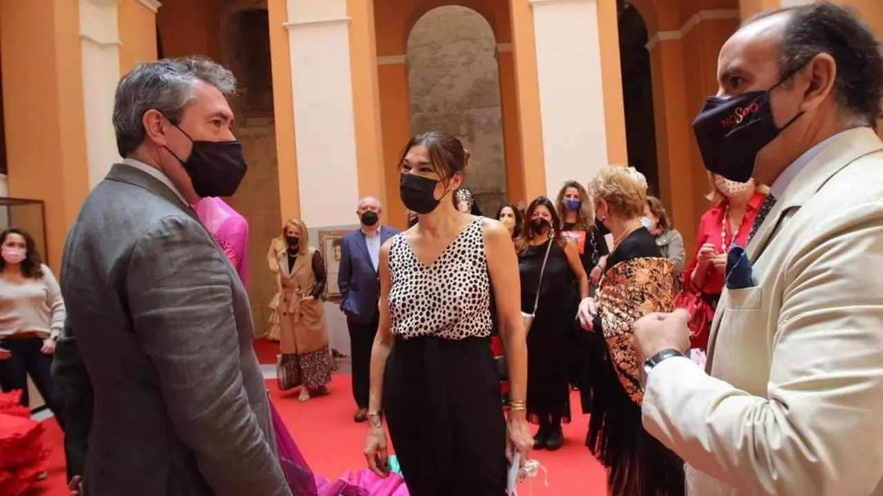Pasarela virtual de moda flamenca. - AYTO