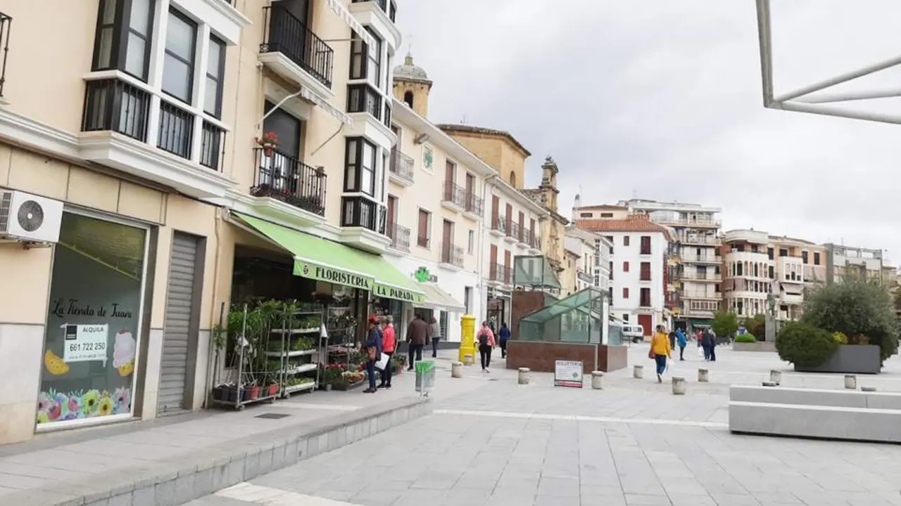 Calle &Aacute;lamos, este jueves.  - JJM