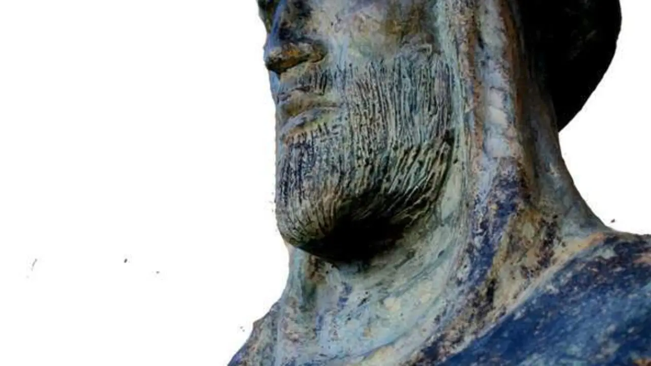 Busto del Rey al-Ahmar en Arjona (Ja&eacute;n) - Viva Ja&eacute;n