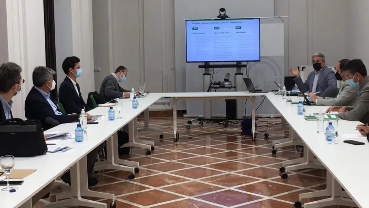 Reuni&oacute;n sobre el Guadalhorce. - Junta de Andaluc&iacute;a