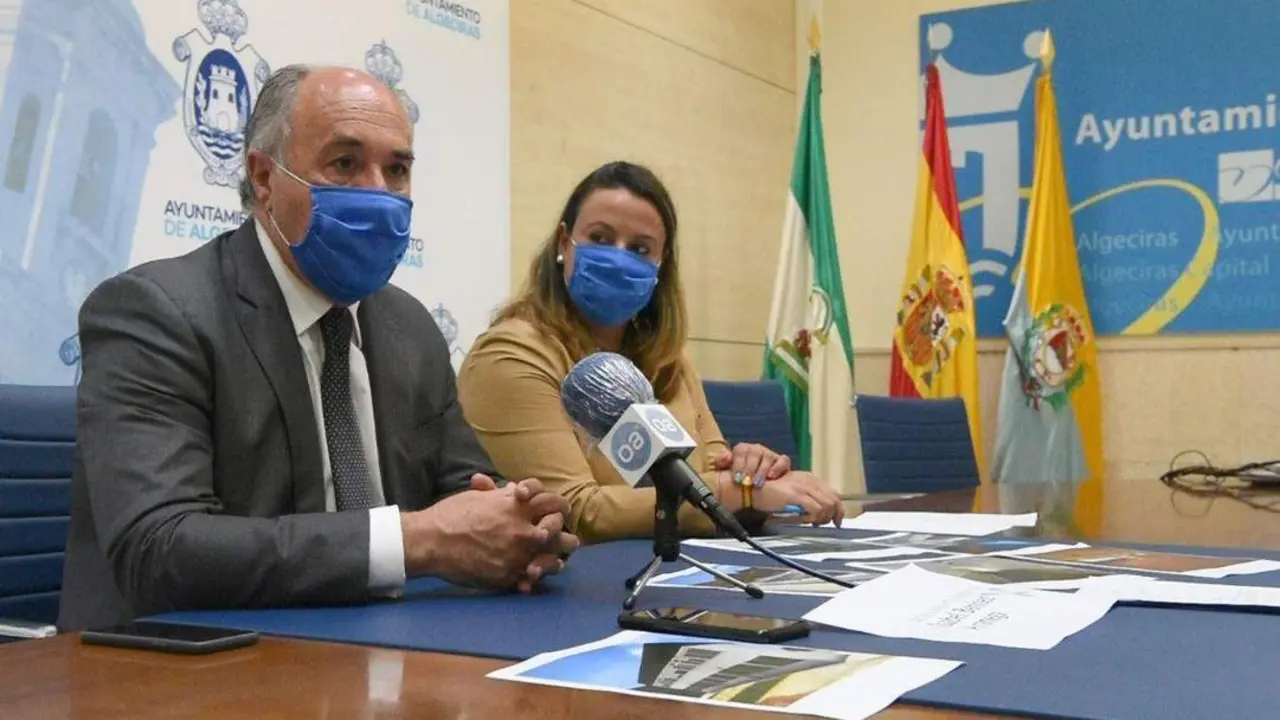 Landaluce, con Laura Ruiz. - AI