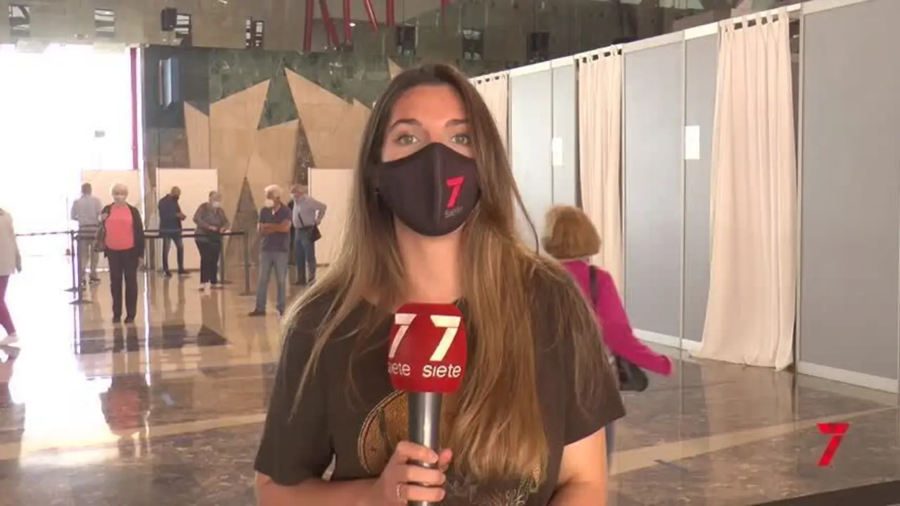 Vacunaci&oacute;n para 1.500 personas al d&iacute;a en el Palacio de Ferias de M&aacute;laga