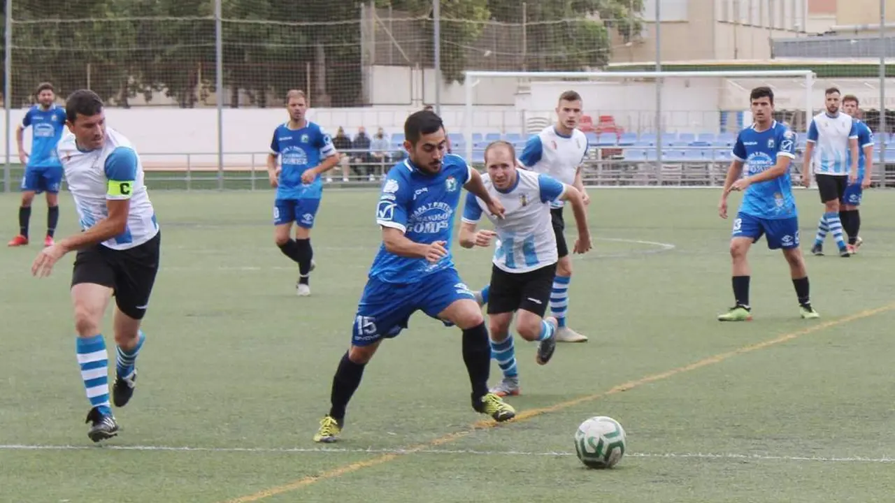 Javi Melli en una de las internadas que realiz&oacute; en la primera parte - Ra&uacute;l J. Bustillos