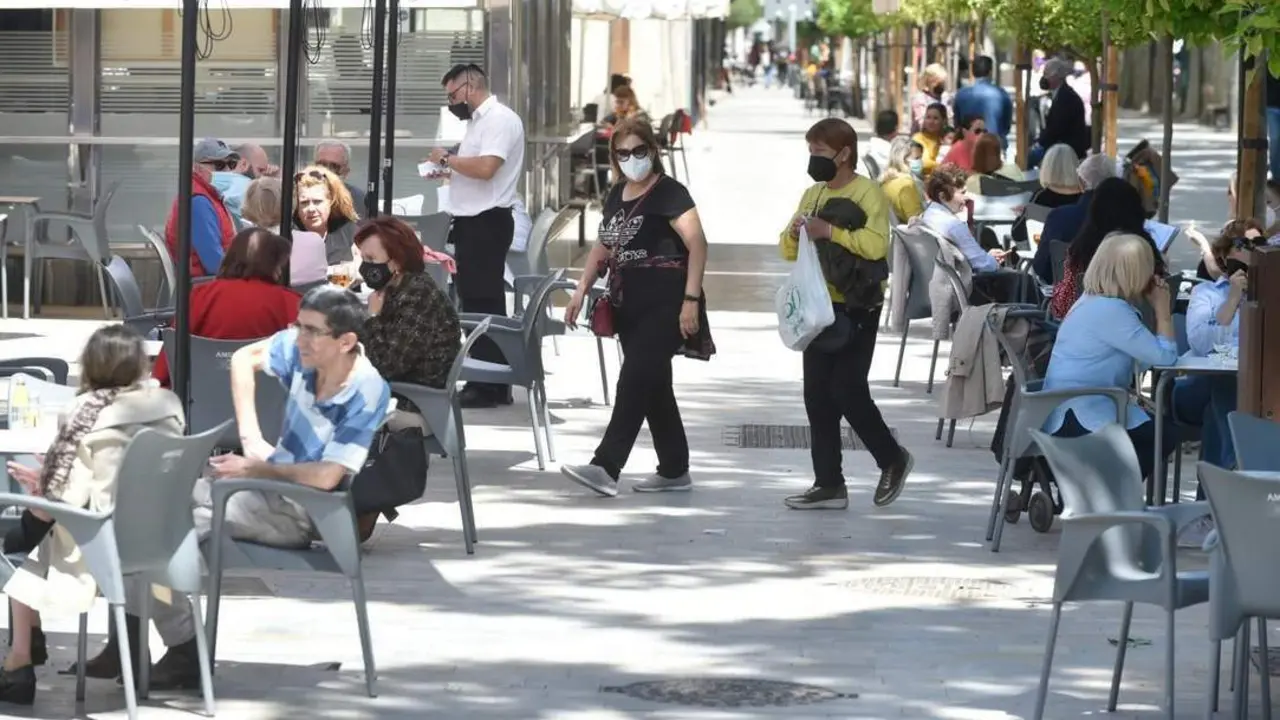 Terraza de un bar. - EP