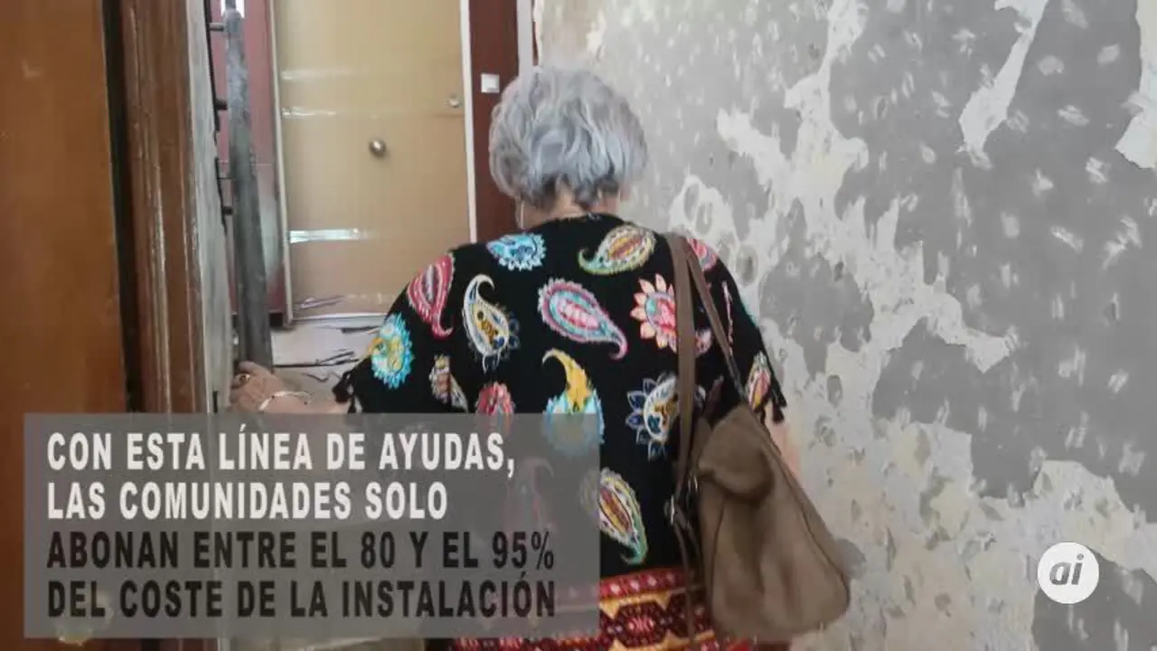 Urbanismo mantiene su compromiso con la instalaci&oacute;n de ascensores en bloques antiguos