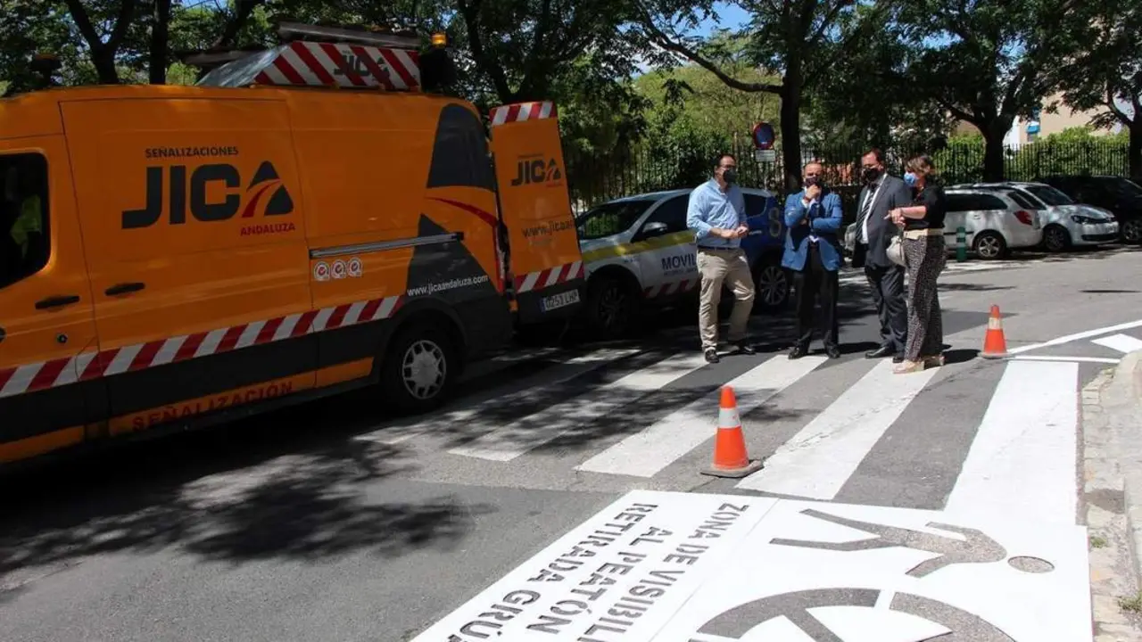 Se&ntilde;alizaci&oacute;n vial en Nervi&oacute;n. - Ayto
