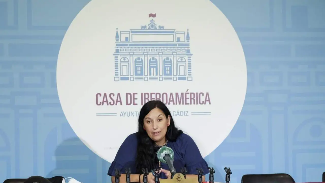 Ana Fern&aacute;ndez. - 
