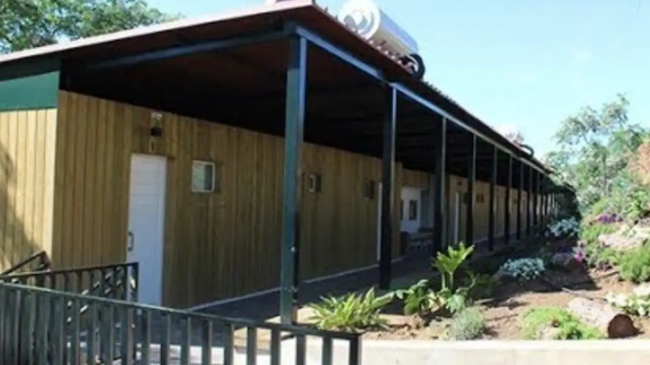 El albergue est&aacute; ubicado en un paraje natural. - AYTO RONQUILLO