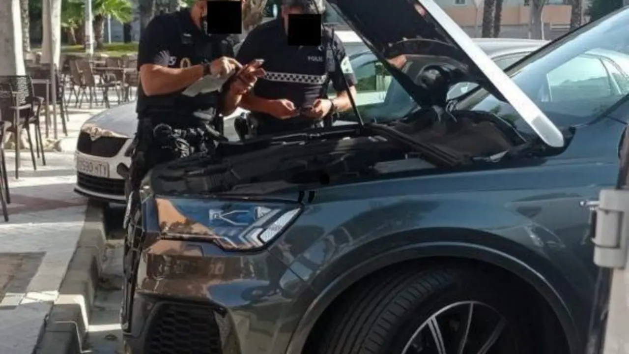 Coche robado. - Ayto. Torremolinos