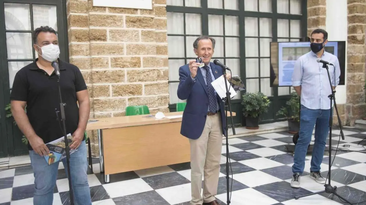 La Diputaci&oacute;n presenta un calendario ornitol&oacute;gico para fomentar el turismo de aves todo el a&ntilde;o. - 