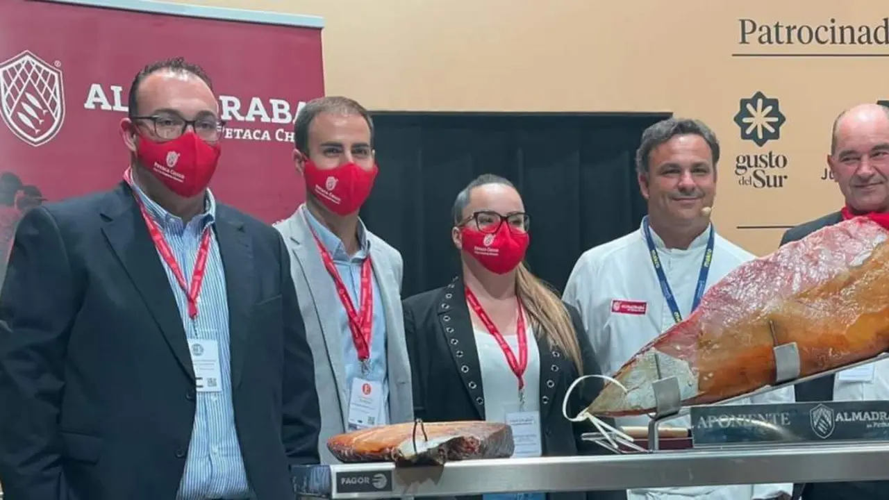 Presentaci&oacute;n del 'Jam&oacute;n del Mar' en Madrid Fusi&oacute;n. - Petaca Chica