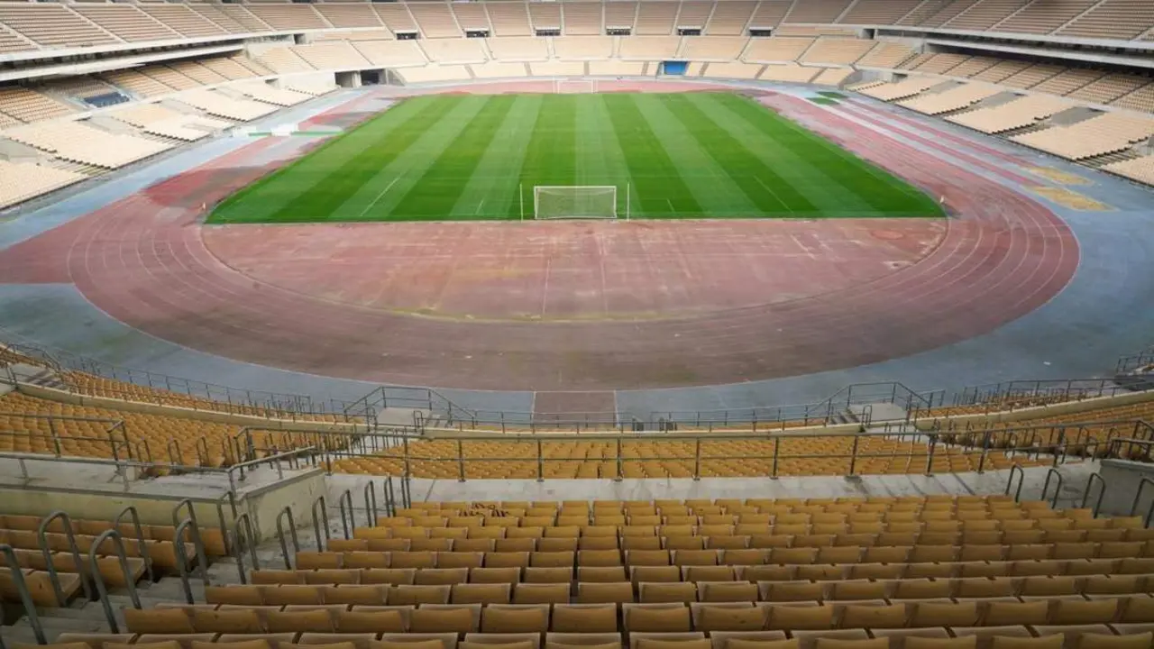 Estado actual del Estadio de La Cartuja. - Eduardo Briones/EP