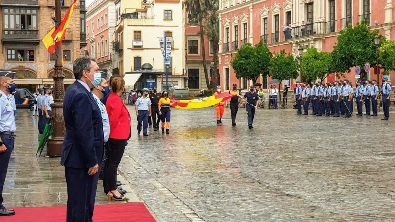 Izado de la bandera de Espa&ntilde;a. - AI