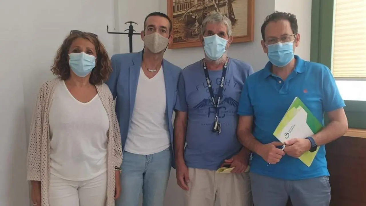REUNI&Oacute;N CALLEJA CON LA GAVIOTA. - viva