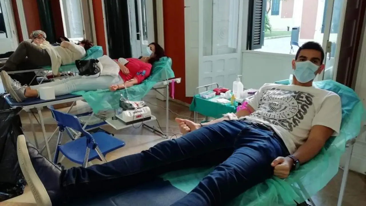 Macrocolecta de sangre en la Casa Col&oacute;n de Huelva. - Junta