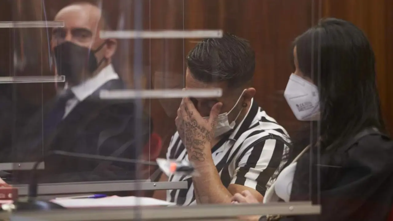 Juicio por el crimen de un vecino chino de Carmona.  - EP
