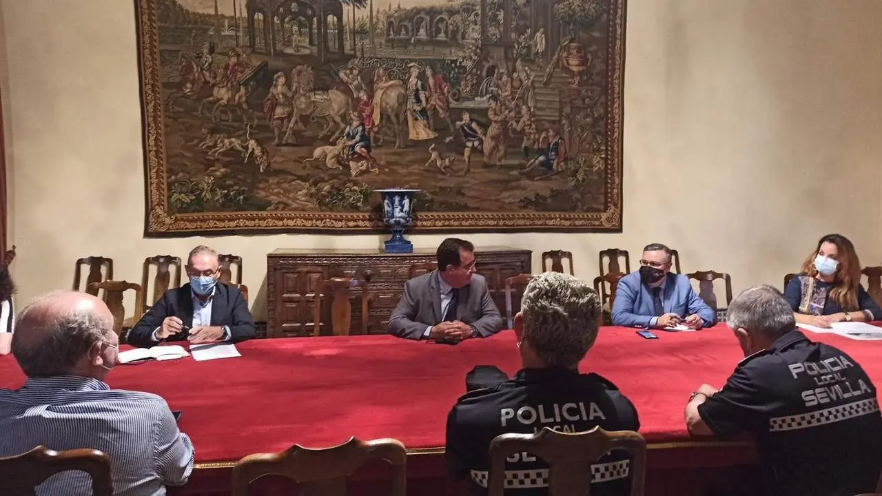 Primera reuni&oacute;n del Cecop del Real Alc&aacute;zar. - Ayto