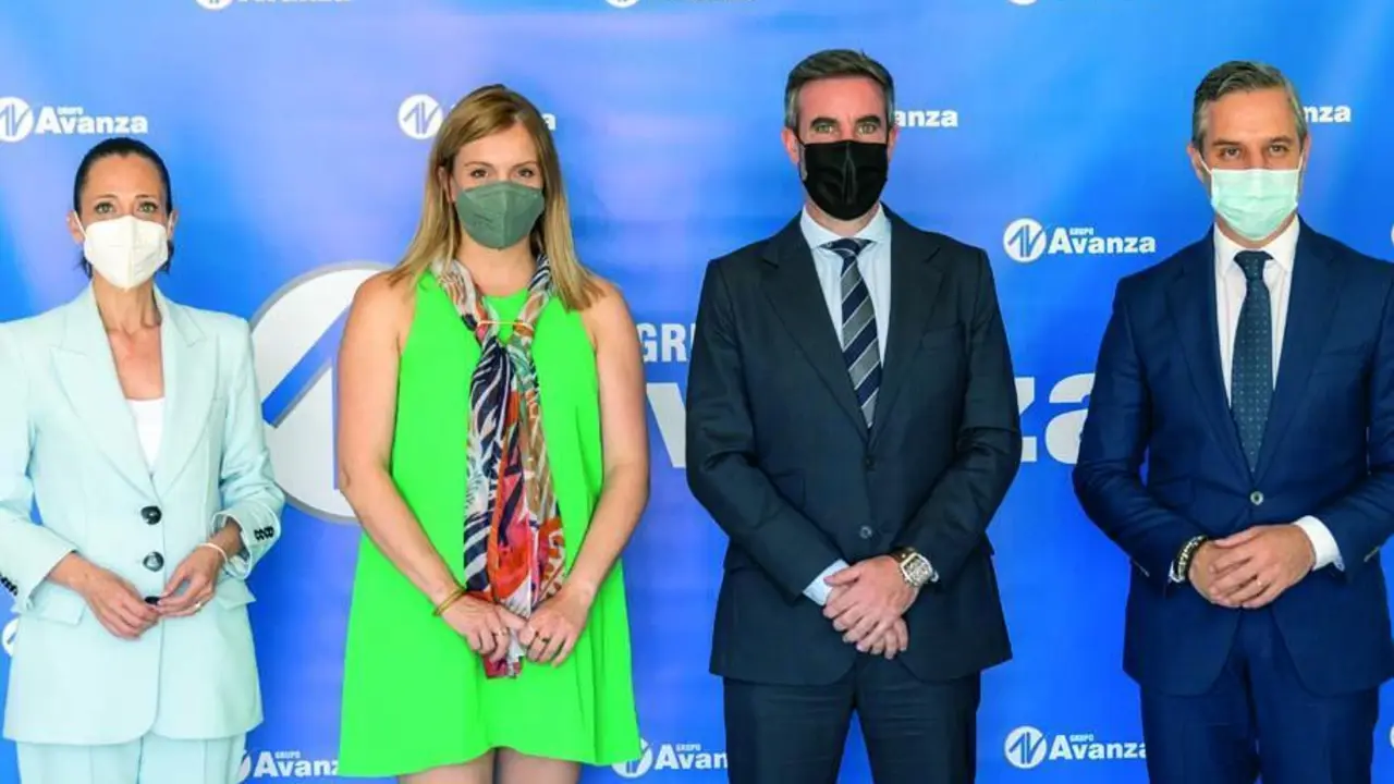 Maribel Lozano, Eva P&eacute;rez, Javier de la Casa y Juan Bravo en Grupo Avanza. - Viva Ja&eacute;n.