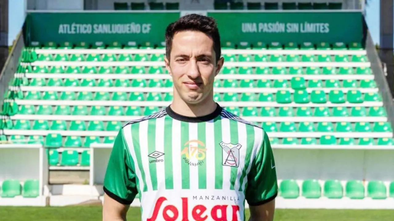 Javi Duro ya conoce el que sera su nuevo estadio - ASCF
