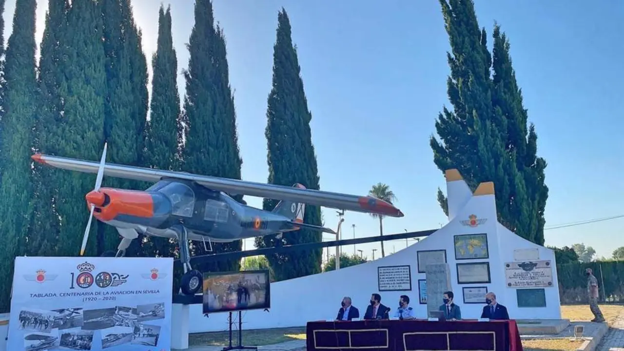 Presentaci&oacute;n del Raid A&eacute;reo de Tablada. - EP