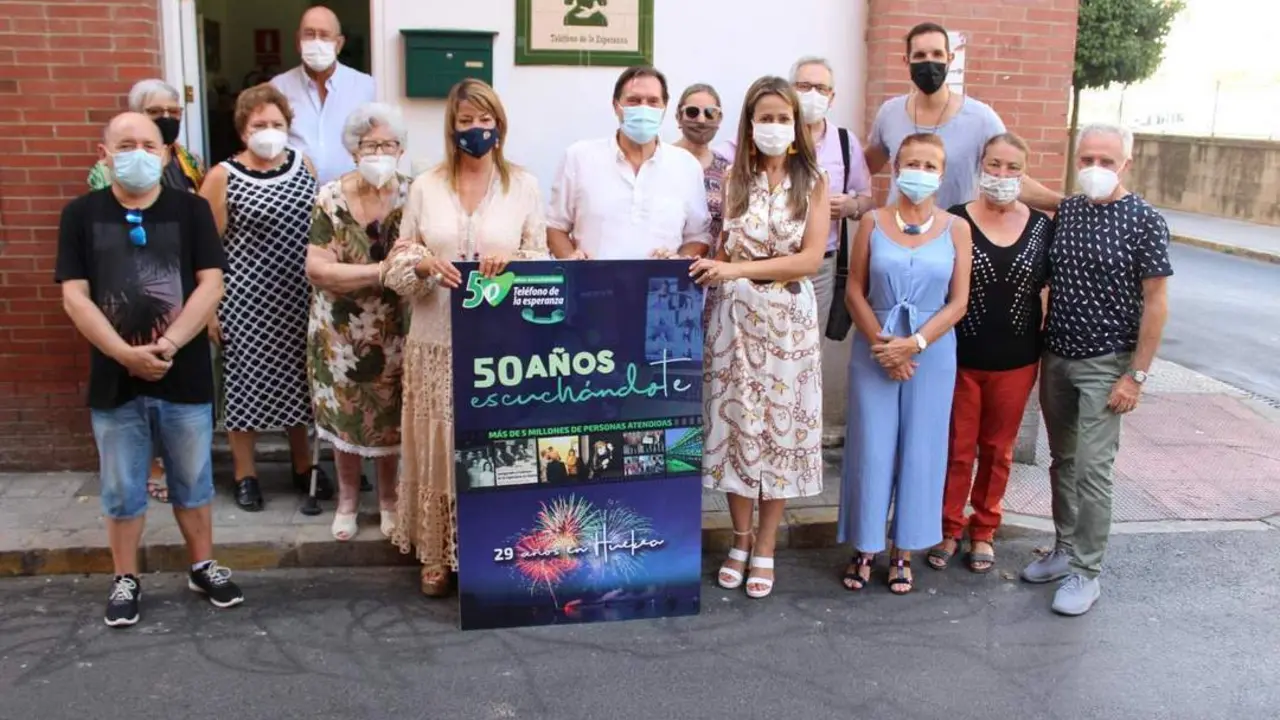 Visita al Tel&eacute;fono de la Esperanza. - VH