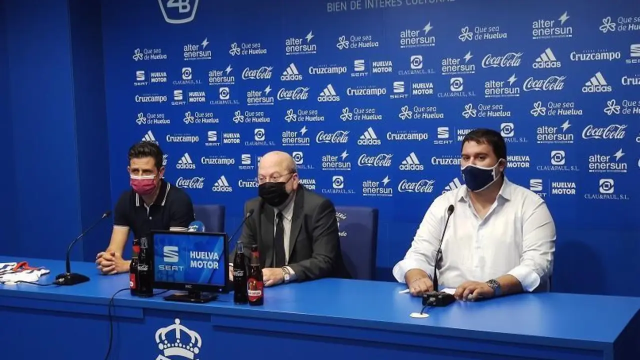 Entrenador, presidente y director deportivo del Recre.  - TENOR