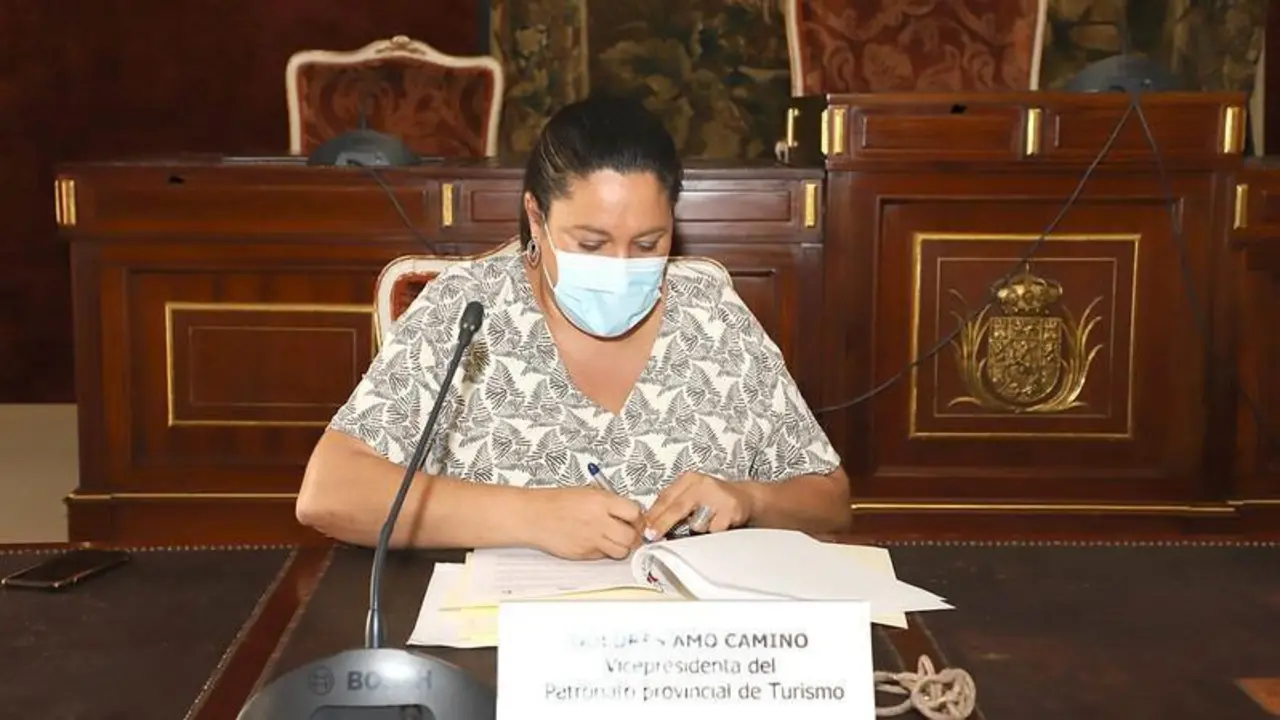 Dolores Amo firma los convenios de colaboraci&oacute;n con entidades tur&iacute;sticas de la provincia  - VC