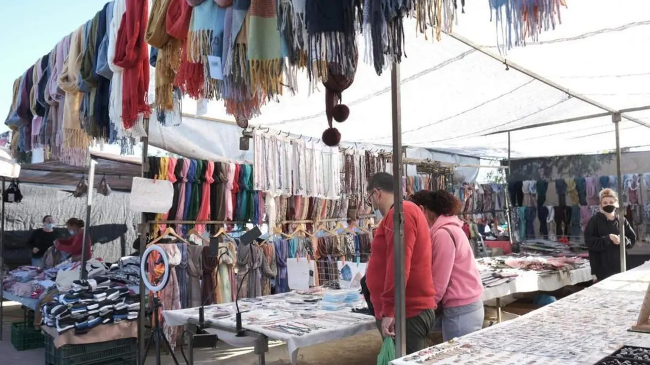 Mercadillo. - VH