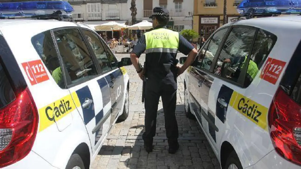 Polic&iacute;a Local de C&aacute;diz - 