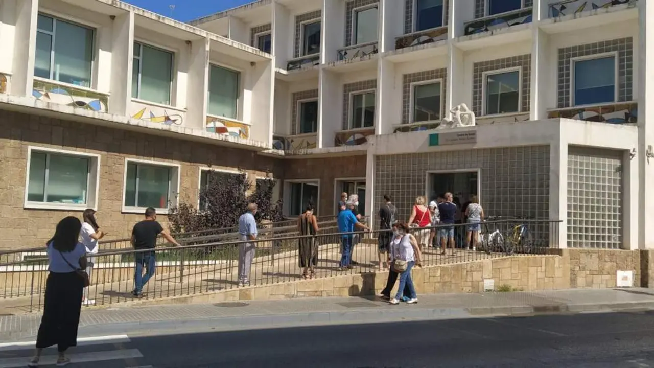 Centro de Salud Cayetano Rold&aacute;n. - A.I.