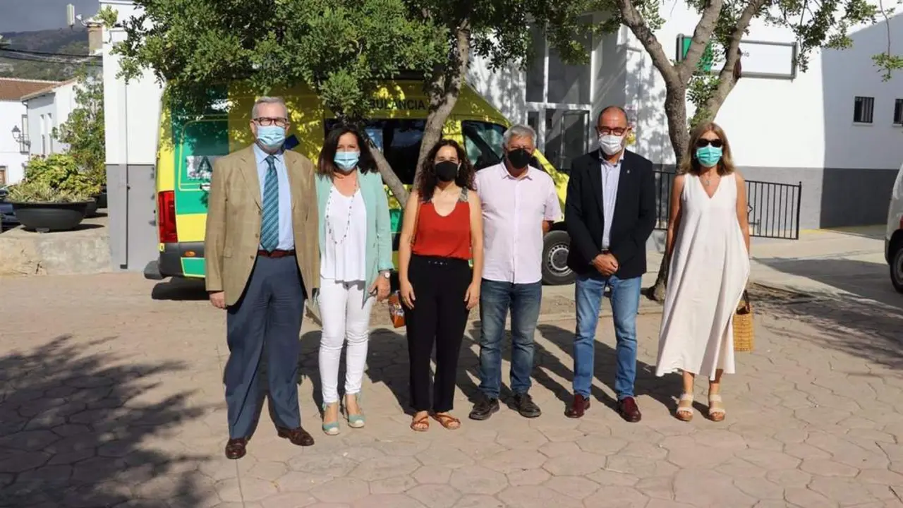 Visita a las nuevas instalaciones sanitarias en El Burgo. - Junta de Andaluc&iacute;a