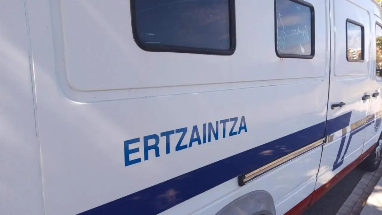 Ertzaintza. - EP