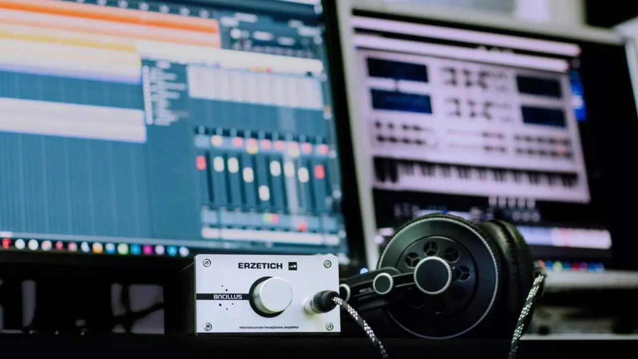 Estudio de grabaci&oacute;n de radio. - Pexels