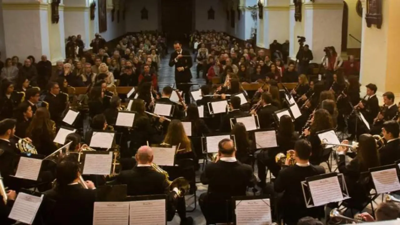 BANDA MAESTRO DUE&Ntilde;AS. - viva