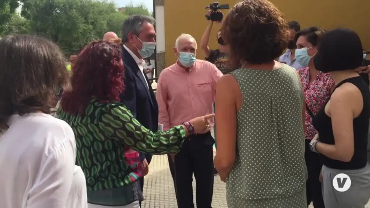 Espadas reclamar&aacute; a la Junta los 1,9 millones de la desinfecci&oacute;n de colegios